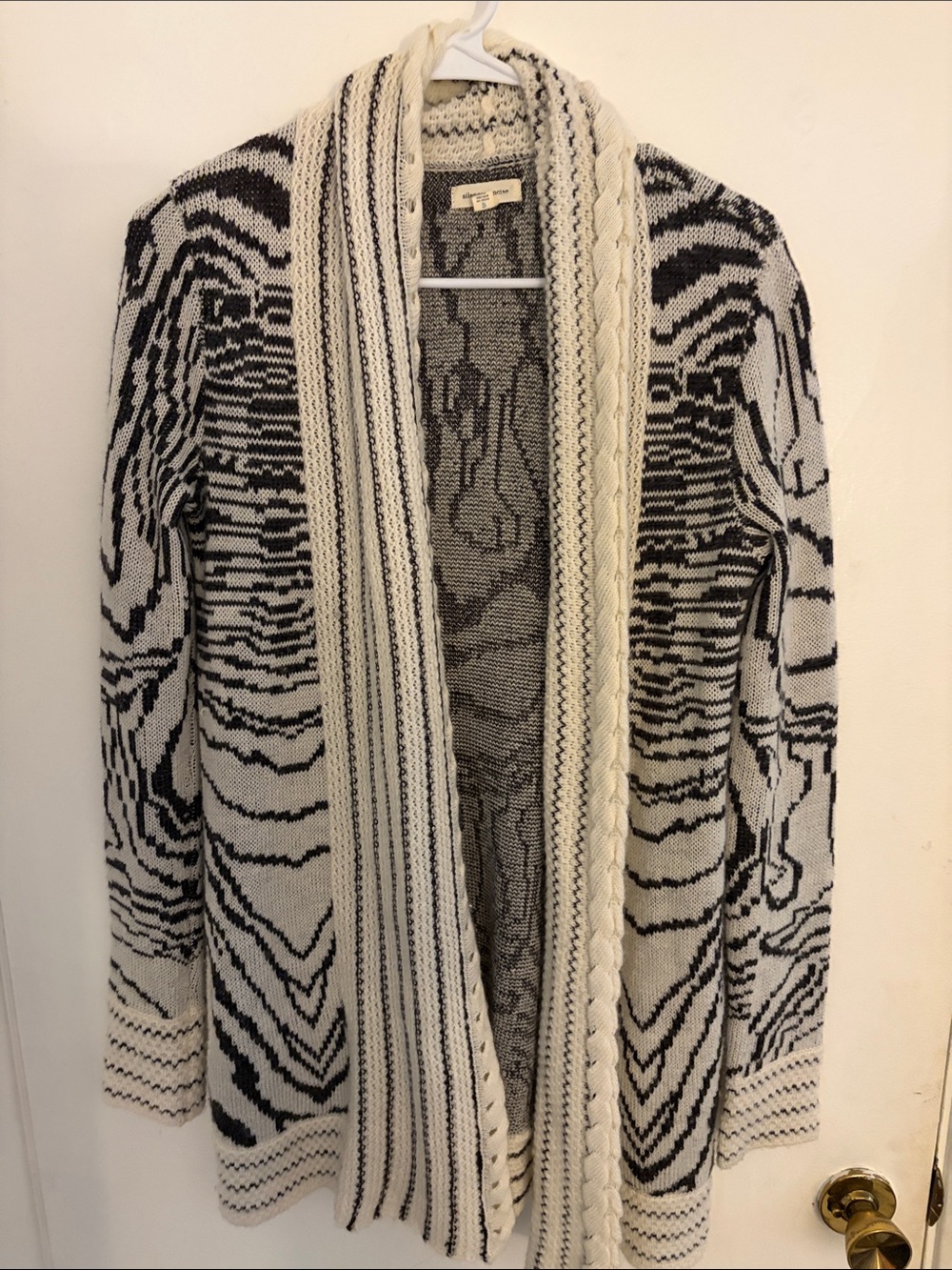 silence + noise Black and Cream Open-Front Patterned Cardigan